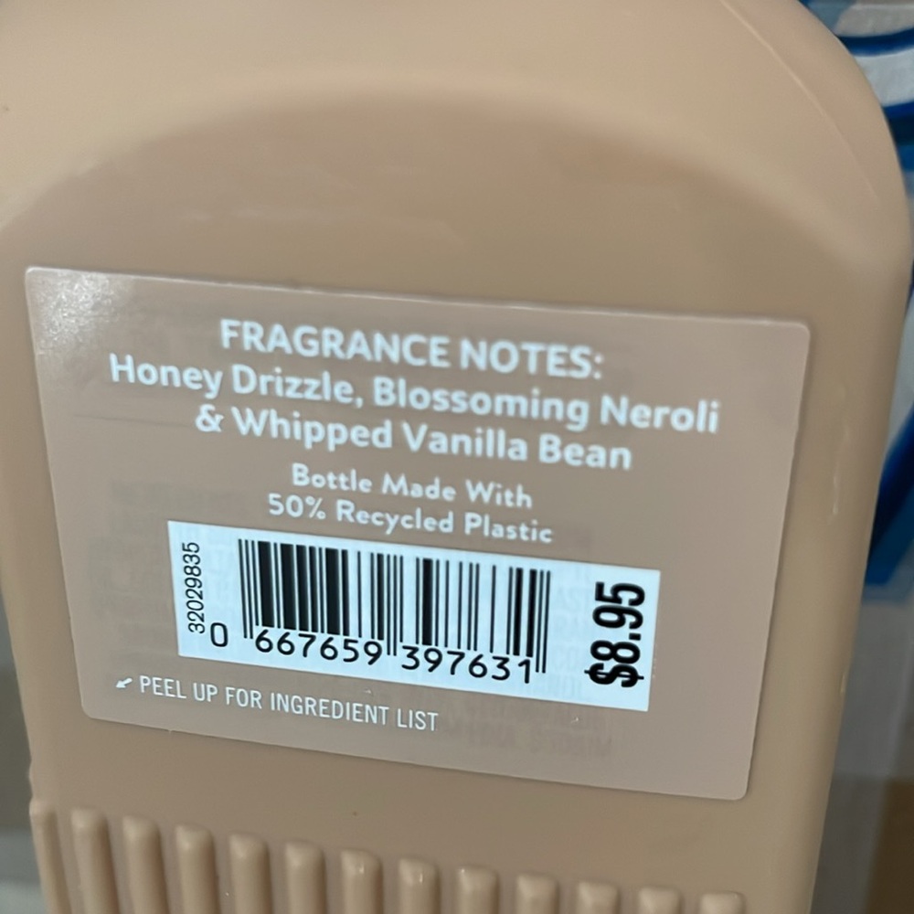 Bath & Body Works Foaming Hand Soap Collection - Picture 4 of 6